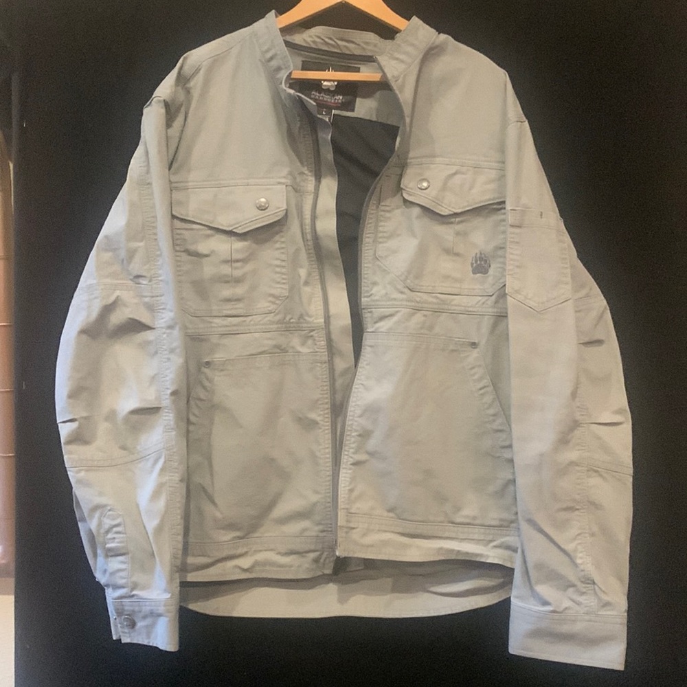 Alaska wear jacket